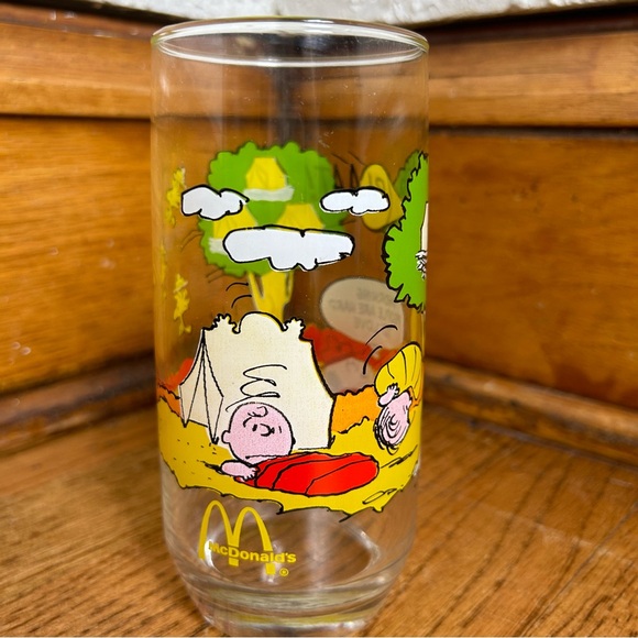 Vintage Camp Snoopy Collection x McDonald’s Drinking Glass - Picture 2 of 10